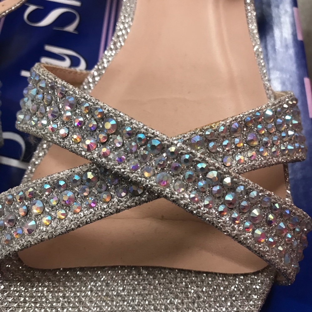 Silver AB Rhinestone Flats! - Picture 9 of 13